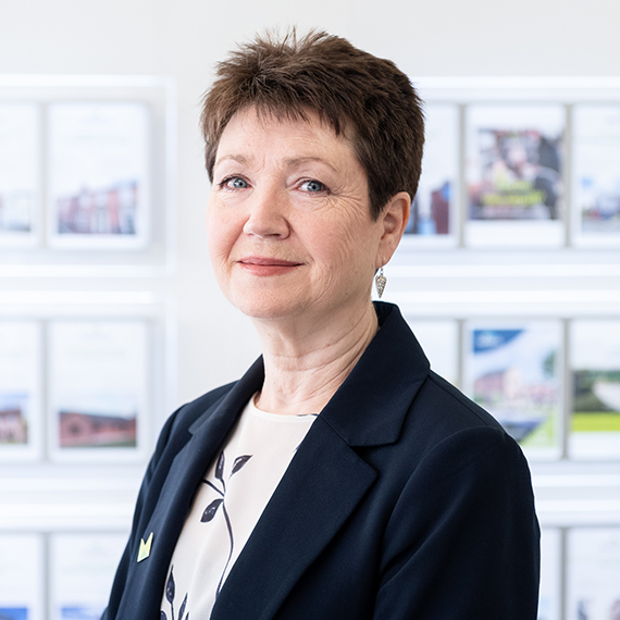 Lesley Tittensor - Accounts Clerk at Monks Estate & Letting Agents with over 40 years in accounting
