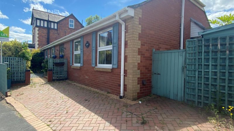 Hazeldine 1a Coton Crescent, Shrewsbury, SY1 2NY To Let