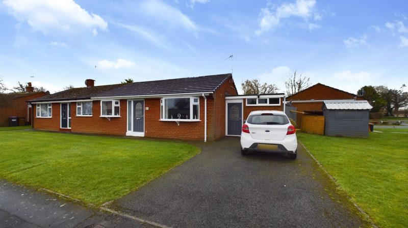 31 Fitzalan Close, Oswestry, SY11 4PG For Sale