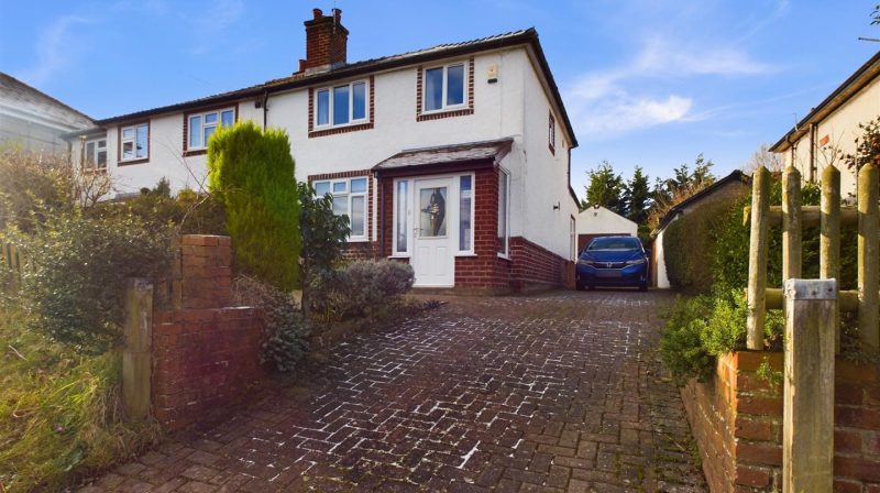 Pleasant View Old Chirk Road, Oswestry, SY10 7SR For Sale