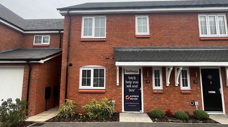 8 Stokes Close Copthorne Keep, Shropshire, SY3 8FA To Let
