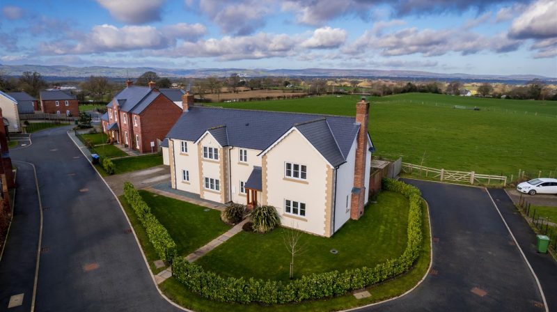 6 Frankton Fields, Oswestry, SY11 4QN For Sale