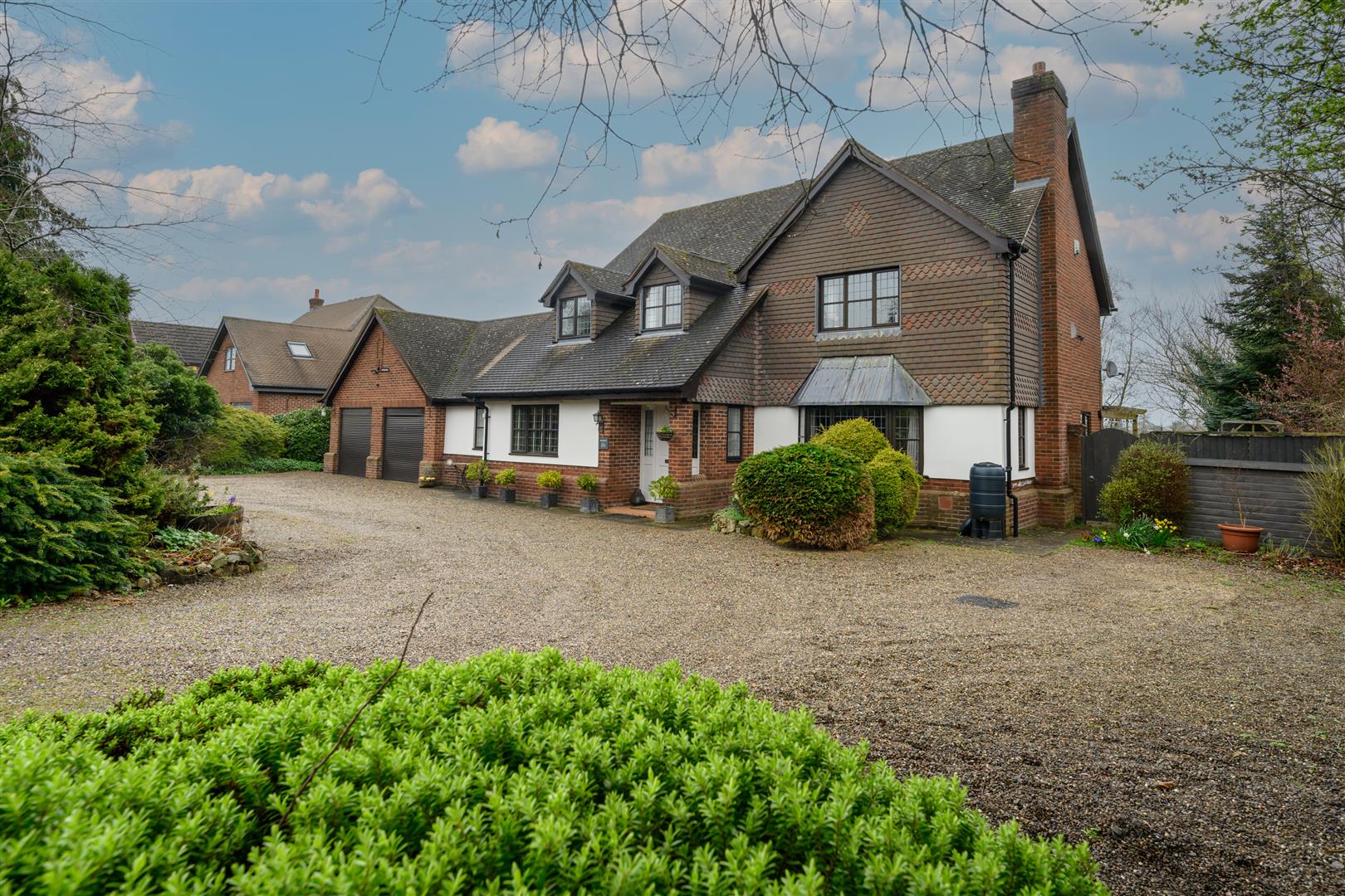 Dovecote Whittington Road, Oswestry, SY11 3NA For Sale Monks Estate & Letting Agents