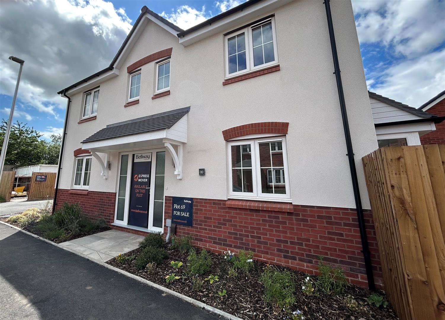 16 Chesters Place, Shrewsbury, SY2 6GB SSTC Monks Estate & Letting Agents