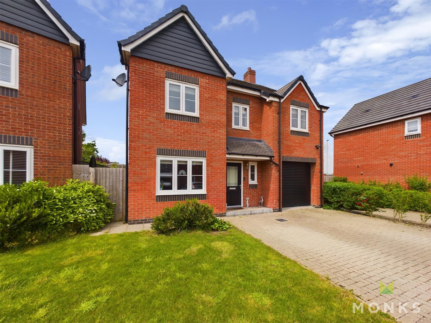 13 Wessex Close, Shrewsbury, SY4 4RZ For Sale Monks Estate & Letting