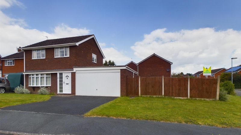 16 Bridge Way, Shrewsbury, SY4 4PG For Sale