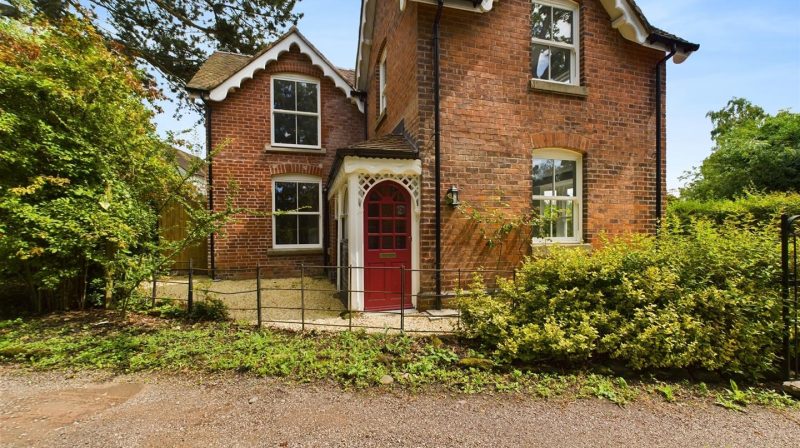 Red Lodge Off The Mount, Shrewsbury, SY3 8BH For Sale