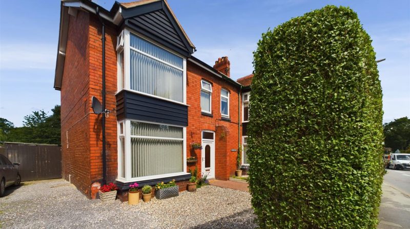 3 Morton Villas Station Road, Oswestry, SY11 4BH For Sale