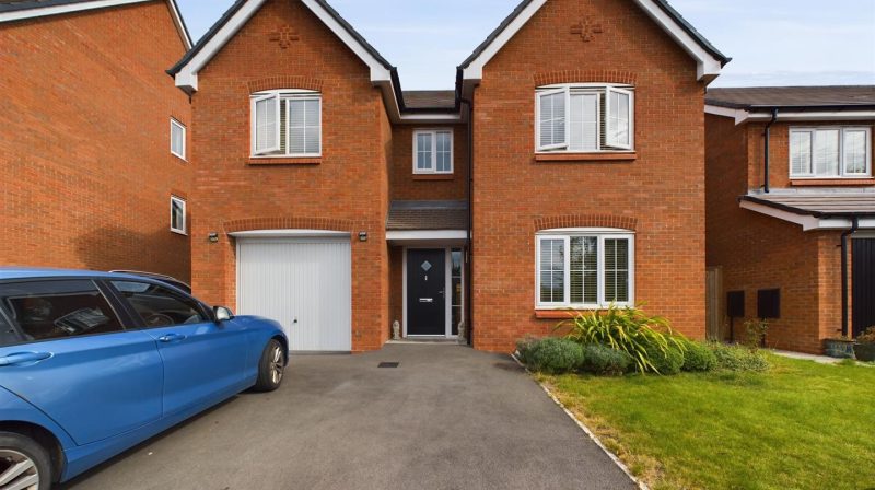 51 Whitfield Crescent, Shrewsbury, SY3 8FD For Sale