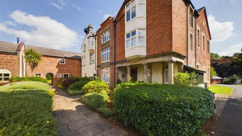 Apartment 10 Shotton Lane, Shrewsbury, SY4 3DW For Sale