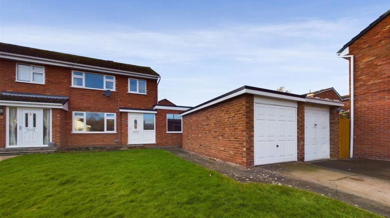 32 Galton Drive, Shrewsbury, SY2 5XJ For Sale