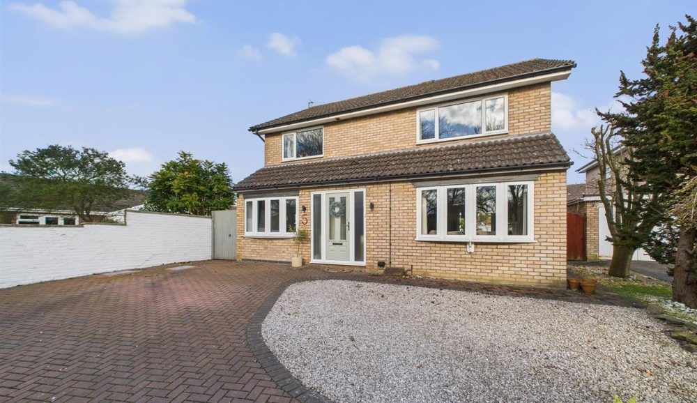 5 Linnet Close, Shrewsbury, SY1 4TZ For Sale 5 Linnet Close, Shrewsbury, SY1 4TZ For Sale