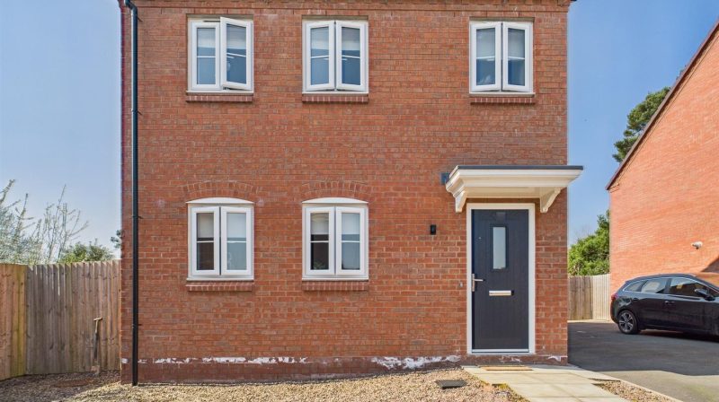 12 Millfield Place, Shrewsbury, SY5 7ES For Sale 12 Millfield Place, Shrewsbury, SY5 7ES For Sale