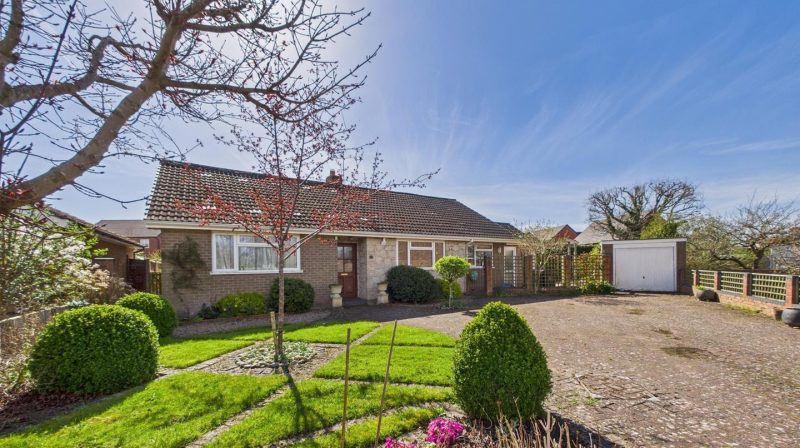 24 Sun Grove, Wem, SY4 5HH For Sale