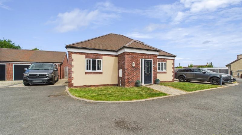 6 Bell View, Shrewsbury, SY5 6JQ For Sale 6 Bell View, Shrewsbury, SY5 6JQ For Sale