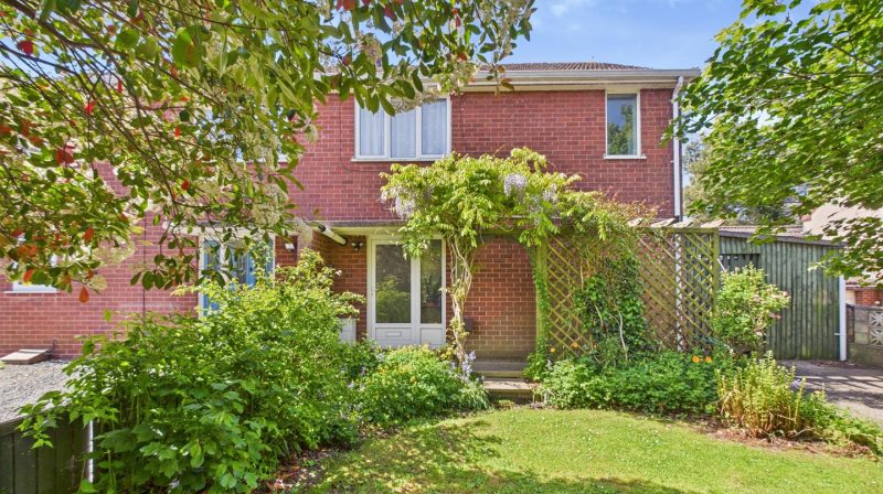 4 Judith Butts Lane, Shrewsbury, SY2 5BG For Sale