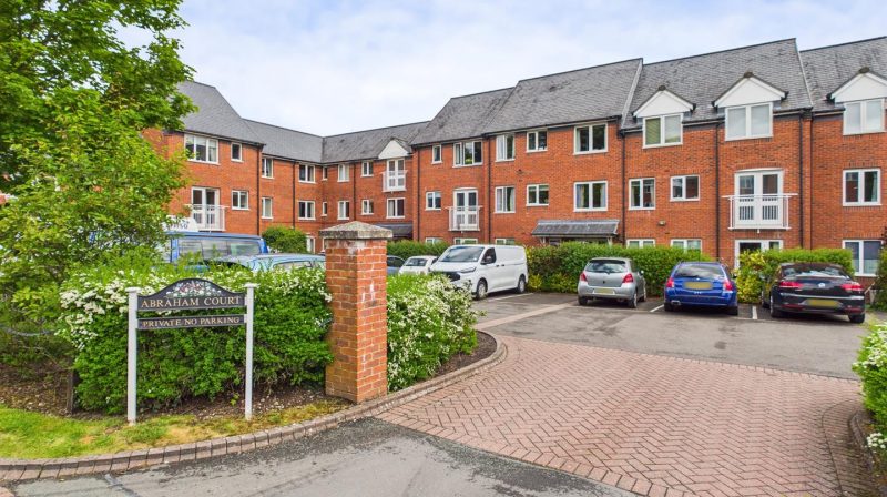 30 Abraham Court Lutton Close, Oswestry, SY11 2TH SSTC 30 Abraham Court Lutton Close, Oswestry, SY11 2TH SSTC