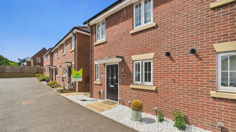 26 Gwilt Drive, Shrewsbury, SY2 6GQ For Sale