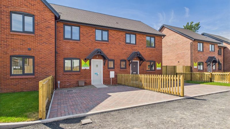 26 Stones Wharf, Oswestry, SY10 7TG For Sale