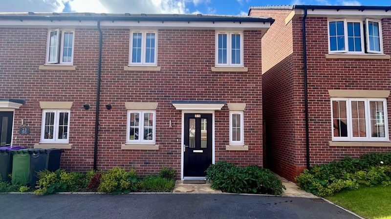 25 Tipton Close, Shrewsbury, SY2 6GP To Let