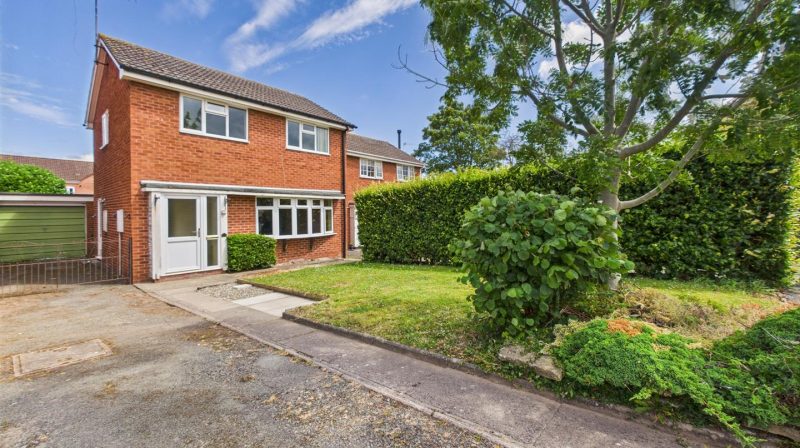 73 Bridge Way, Shrewsbury, SY4 4PG For Sale