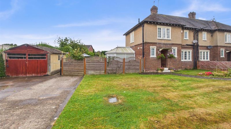 59 Harlescott Crescent, Shrewsbury, SY1 3AX For Sale 59 Harlescott Crescent, Shrewsbury, SY1 3AX For Sale