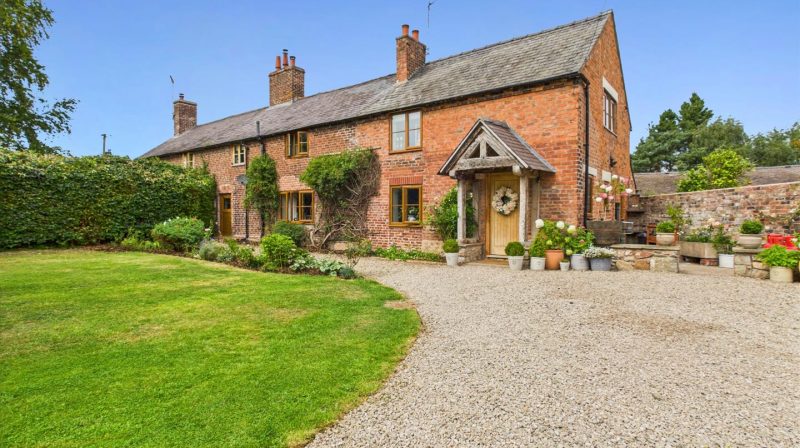 The Waen Cottage , Oswestry, SY10 8JD SSTC The Waen Cottage , Oswestry, SY10 8JD SSTC