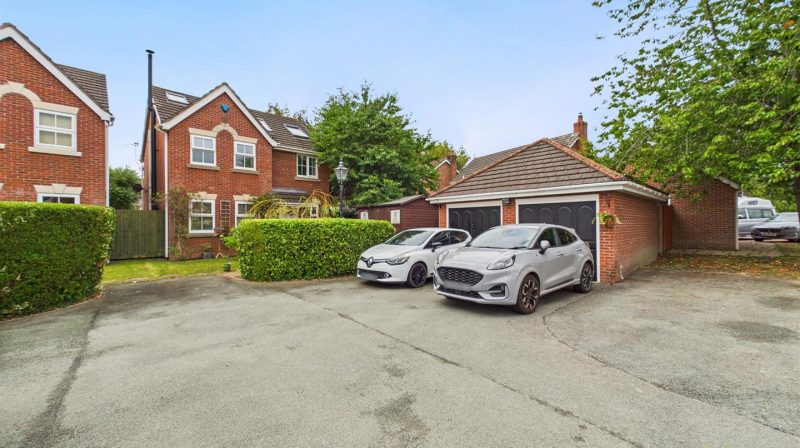 21 Grosvenor Road, Oswestry, SY11 2PE SSTC 21 Grosvenor Road, Oswestry, SY11 2PE SSTC