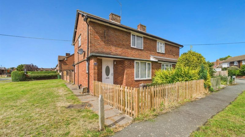 2 Park Avenue, Shrewsbury, SY4 4JZ For Sale 2 Park Avenue, Shrewsbury, SY4 4JZ For Sale