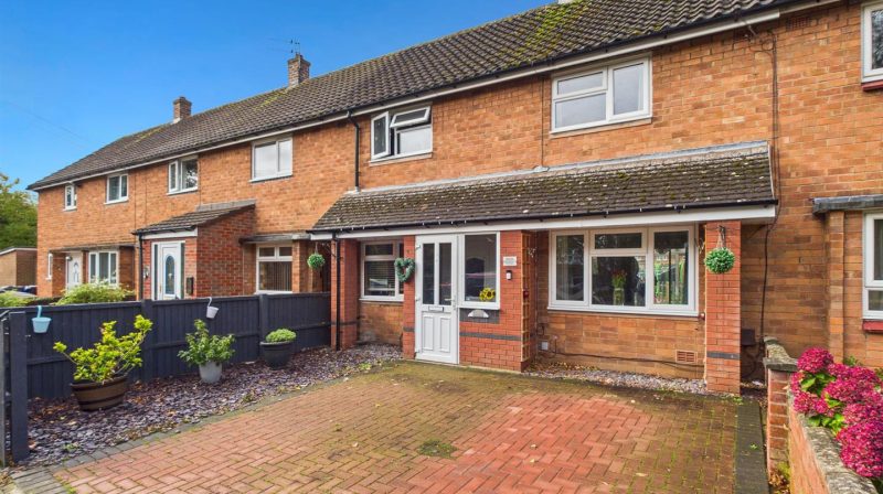 46 Mereside, Shrewsbury, SY2 6LF For Sale 46 Mereside, Shrewsbury, SY2 6LF For Sale