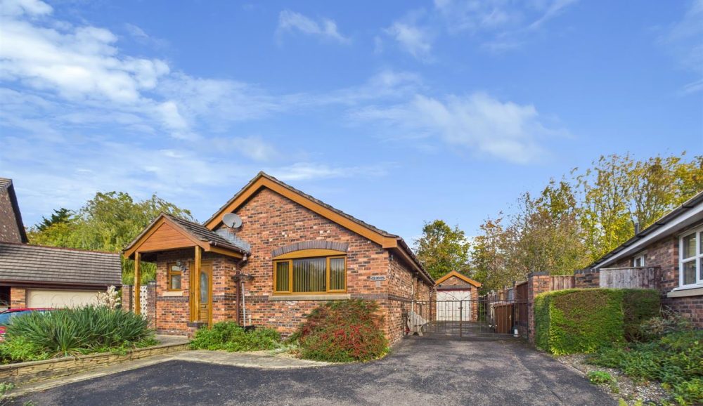 2 Rhyd Galed, Oswestry, SY11 3NY For Sale 2 Rhyd Galed, Oswestry, SY11 3NY For Sale