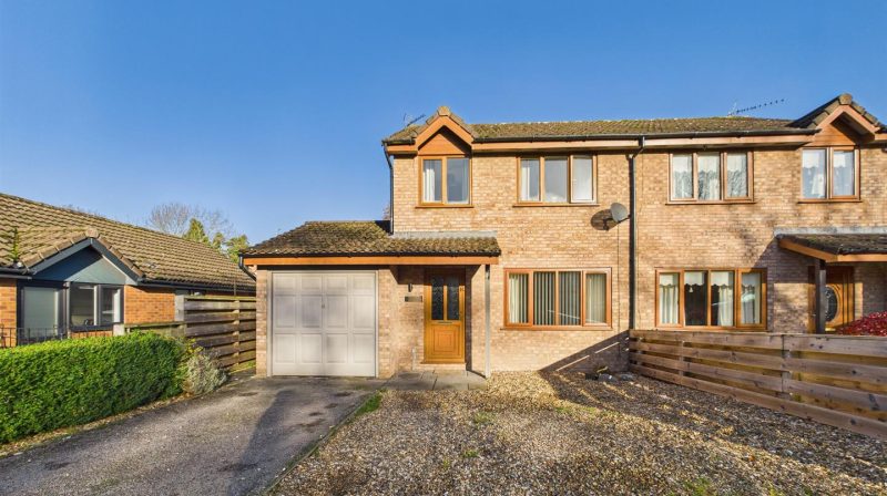 23 Applewood Heights, West Felton, SY11 4RA For Sale