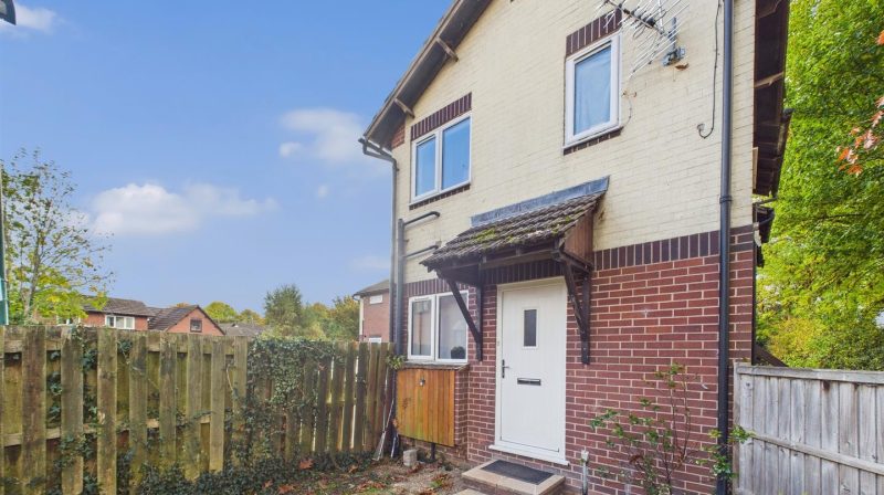 16 Montrose Place, Shrewsbury, SY3 5EN For Sale