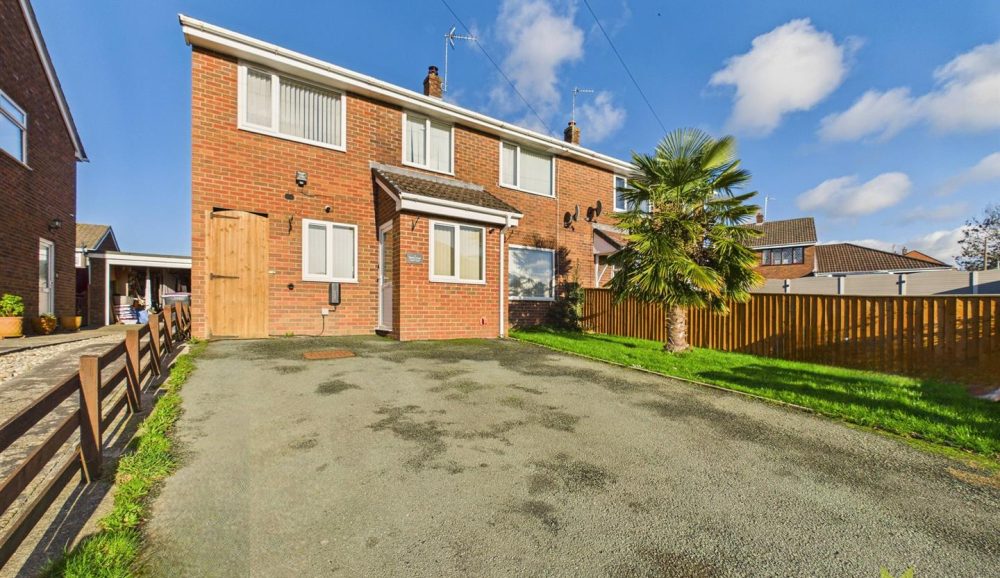 4 Baytree Avenue, Oswestry, SY11 3QA SSTC