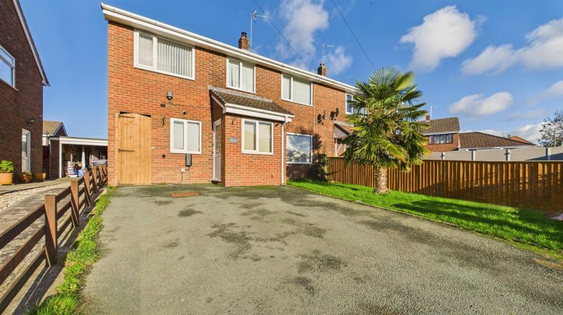 4 Baytree Avenue, Oswestry, SY11 3QA SSTC