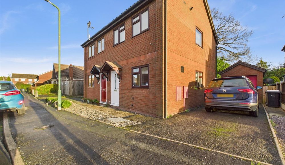 15 Leafields, Shrewsbury, SY1 3JD For Sale