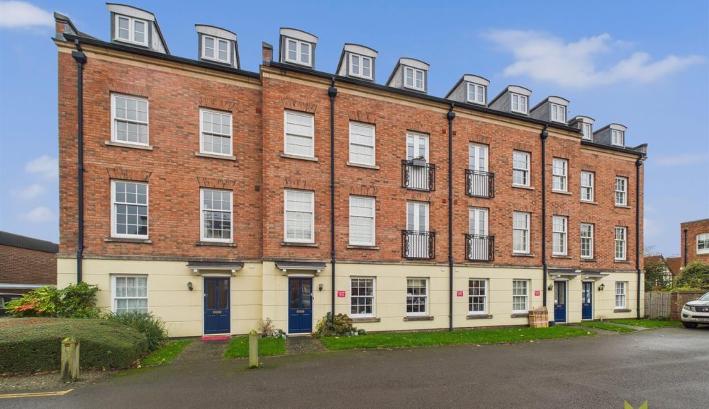 7 Belgravia Court Abbey Foregate, Shrewsbury, SY2 6BW For Sale 7 Belgravia Court Abbey Foregate, Shrewsbury, SY2 6BW For Sale