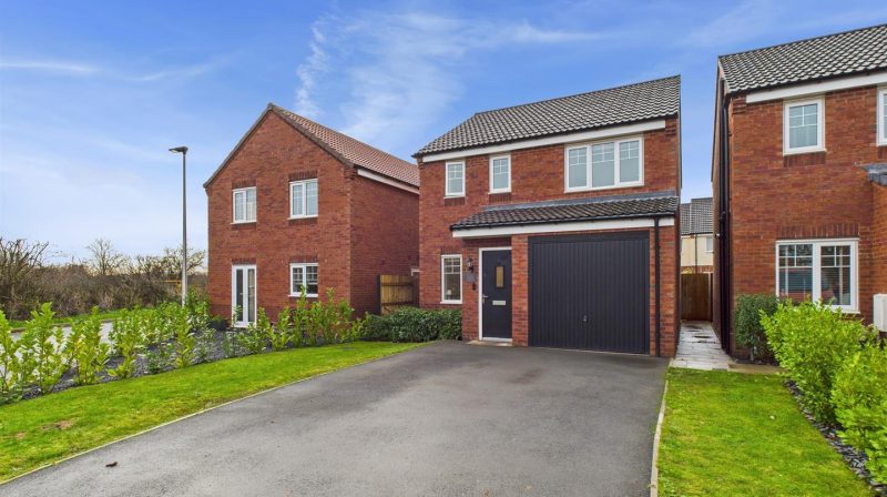 23 Howey Close, Shrewsbury, SY2 5WF For Sale