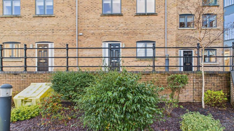 24 Abbey Wharf Mill Road, Shrewsbury, SY2 6AY For Sale