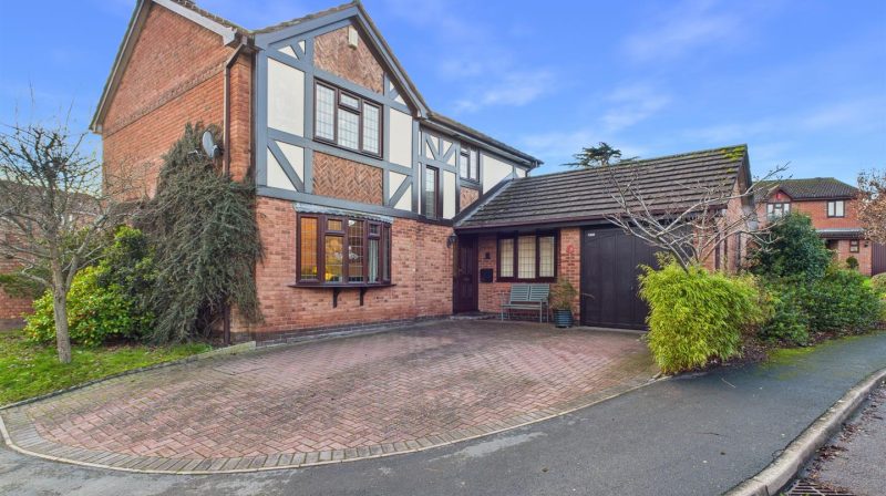31 Chelwood Drive, Shrewsbury, SY1 3YZ For Sale