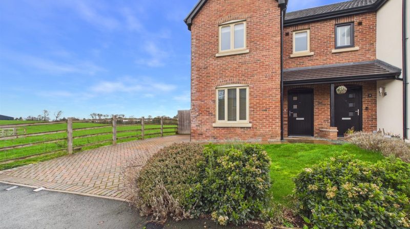 7 St. Annes Way, Shrewsbury, SY5 8JH To Let