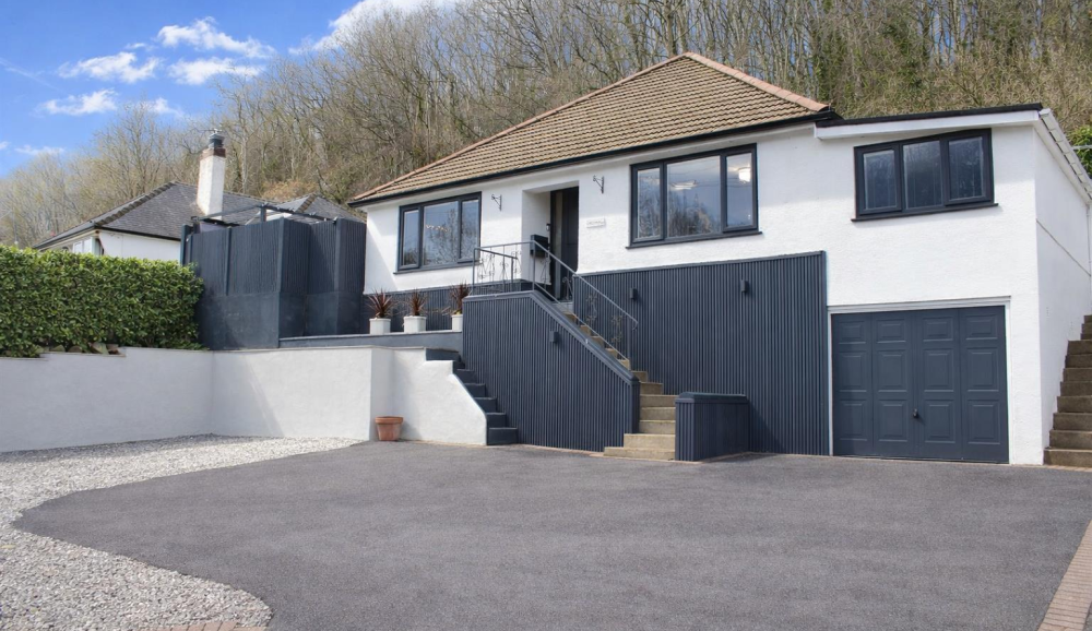 The Sheal , Pant, SY10 9QE For Sale