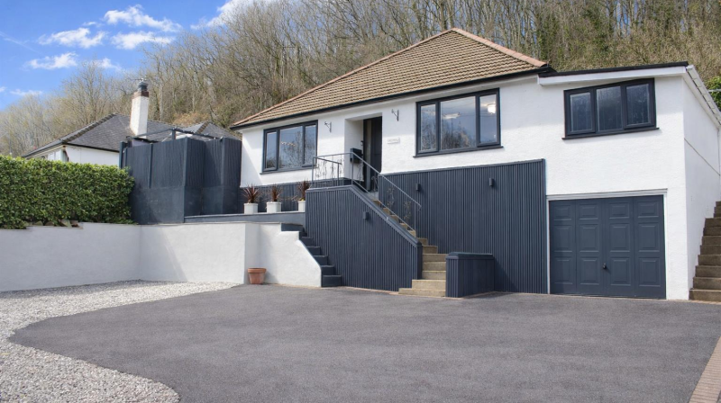 The Sheal , Pant, SY10 9QE For Sale