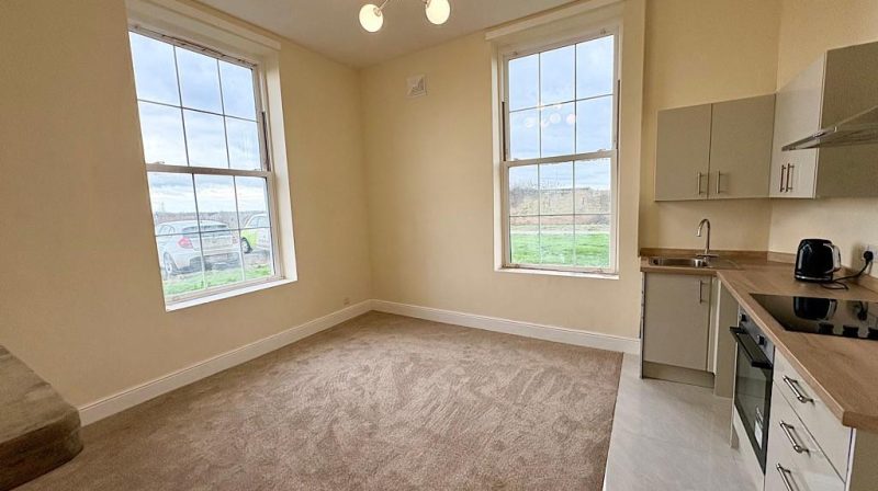 Flat 7 Shawbury Park, Shrewsbury, SY4 4JP To Let