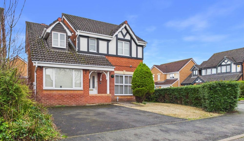 11 Parker Leighton Way, Oswestry, SY10 9RF For Sale