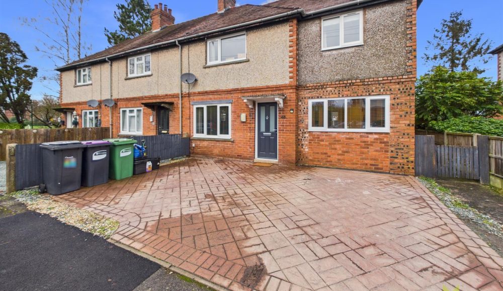 46 Shrubbery Gardens, Shrewsbury, SY4 5BZ For Sale 46 Shrubbery Gardens, Shrewsbury, SY4 5BZ For Sale