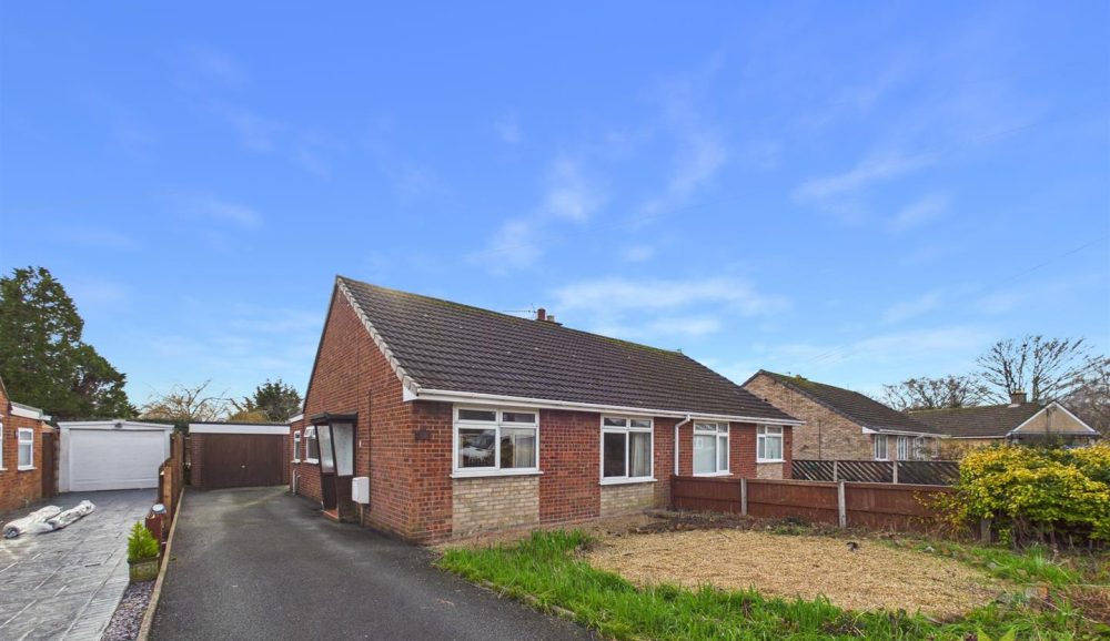 5 Friars Close, Oswestry, SY11 2LR For Sale 5 Friars Close, Oswestry, SY11 2LR For Sale