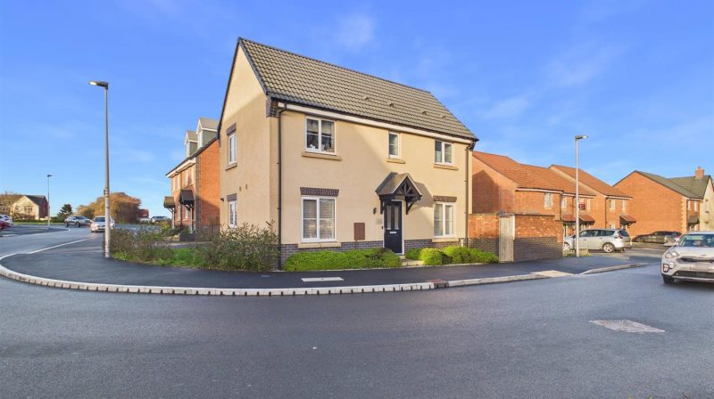 36 Holland Drive, Shrewsbury, SY2 5WA For Sale