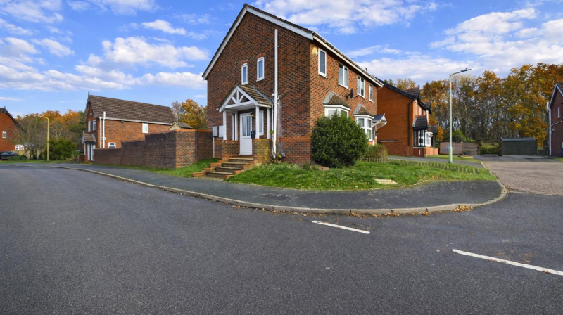 20 Henley Drive, Oswestry, SY11 2RF For Sale