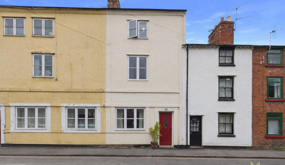 35 Upper Brook Street, Oswestry, SY11 2TG For Sale